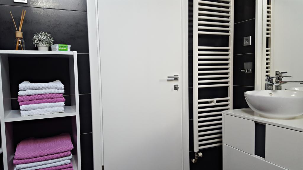 Apartment Lipa Irinovac Exterior photo